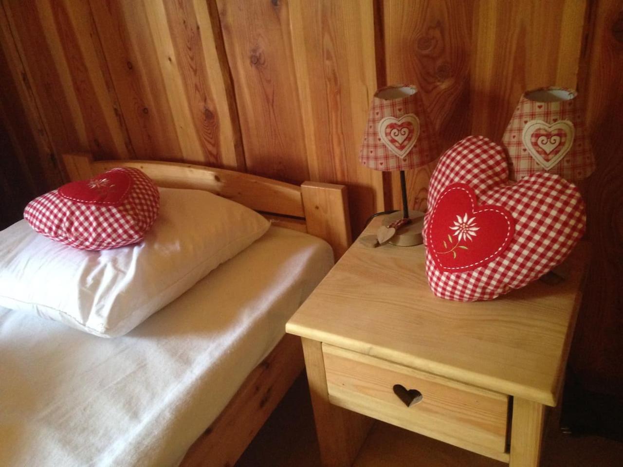 Chalet Spa Le Royal Nathalie Mn La Rouge 라브레세 외부 사진